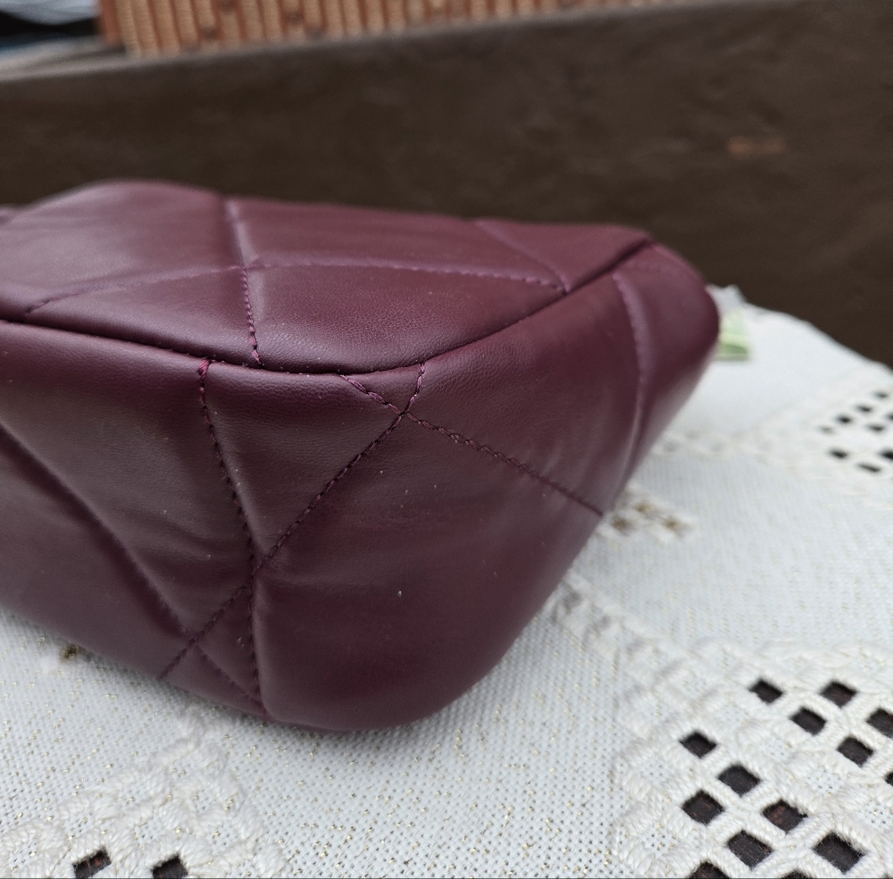 Badgley Mischka Elegant Plum Diamond Quilted Bag - Picture 8 of 11